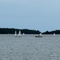 Photo taken at Haukilahden uimaranta by Juho T. on 6/14/2022