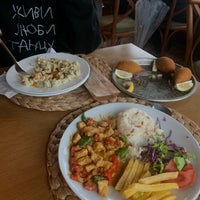 รูปภาพถ่ายที่ Sabırtaşı Restaurant โดย Ksy B. เมื่อ 2/18/2021