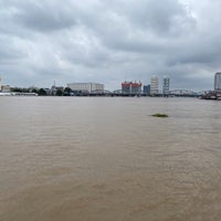 Photo taken at Wat Rajadhiwas Viharn by สันติธร ย. on 10/6/2021