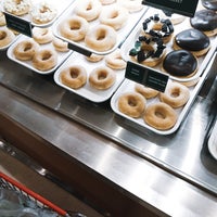 Photo taken at Krispy Kreme by Kan ♥. on 7/31/2018