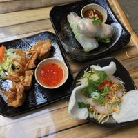 5/21/2018 tarihinde Toru H.ziyaretçi tarafından Ong Tao - Vietnamesisches Restaurant &amp;amp; Bar'de çekilen fotoğraf