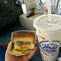 Photo taken at White Castle by Hayat on 8/5/2015