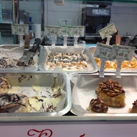 Photo taken at Cinnabon by Narina S. on 10/27/2012