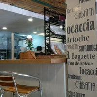 Photo taken at Panadería del Barrio &amp;amp; Café by Eduardo V. on 10/6/2016