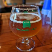 Photo taken at Green Bus Brewing by Robert W. on 7/25/2022