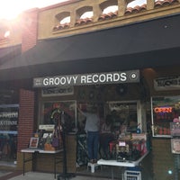 Foto tirada no(a) Groovy Records por Ed D. em 11/26/2016