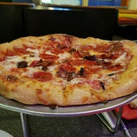 Photo taken at Mellow Mushroom by Tracy W. on 11/8/2020