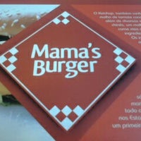 รูปภาพถ่ายที่ Mama&amp;#39;s Burger โดย Masao F. เมื่อ 7/8/2013