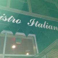 Снимок сделан в Bistro Italiano пользователем Faruque A. 11/18/2012