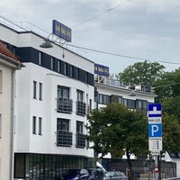 Photo taken at Gartenhotel Altmannsdorf 2 by Walter R. on 8/20/2021