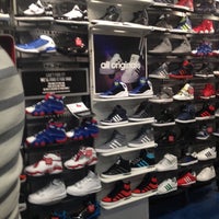 Foot Locker - Concord Mills - Concord, NC