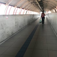 Photo taken at Estação Cidade Universitária (CPTM) by Maristela R. on 12/9/2016