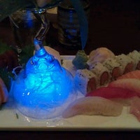 Foto diambil di Sakura (Sushi &amp; Hibachi Steak House) oleh Vivi S. pada 11/1/2012
