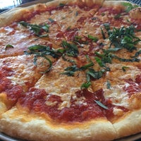 Снимок сделан в Positano Restaurant &amp;amp; Pizzeria пользователем Alex P. 7/11/2014