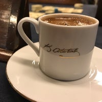 2/24/2017 tarihinde Özge K.ziyaretçi tarafından Sütlü Kahve'de çekilen fotoğraf