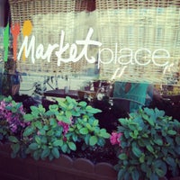 Foto scattata a Marketplace da Liu S. il 6/2/2013