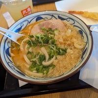 Photo taken at Marugame Udon by Ray K. on 10/28/2023