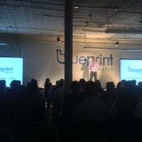 Foto tomada en Blueprint Health  por Ted E. el 10/4/2012