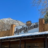 Photo taken at Apple Annie&amp;#39;s Bakery and Restaurant by Claudia M. on 2/25/2022