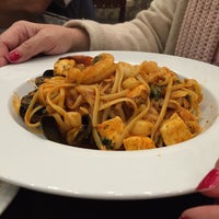 Foto scattata a Nello Cucina da Rommel N. il 1/8/2016