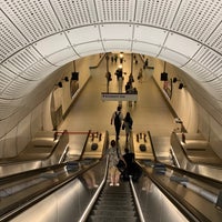 Photo taken at Farringdon Railway Station (ZFD) by Hisashi G. on 8/13/2023