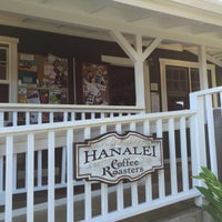 Photo taken at Hanalei Coffee Roasters by Hisashi G. on 1/1/2015