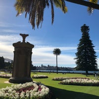 Photo taken at The Opera House to the Botanic Gardens Walk by SP P. on 8/4/2018