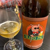 Photo taken at Struise Brouwers Shop by Filip D. on 9/27/2019