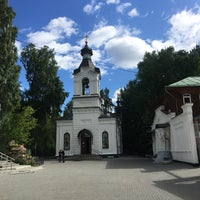 Photo taken at Храм во имя Всех Святых by NaDiessa on 6/18/2020