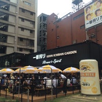 Photo taken at キリン 一番搾りガーデン Brewer&amp;#39;s Spirit 東京店 by kolife on 5/14/2015