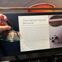 Photo taken at Palmer House - A Hilton Hotel by Ilya Y. on 4/7/2023