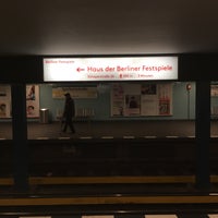 Photo taken at U Spichernstraße by AF_Blog on 10/28/2017