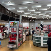 Photo taken at Coca-Cola Store by Shamllany on 7/29/2022