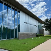 Foto tirada no(a) Modern Art Museum of Fort Worth por Katie em 7/6/2023