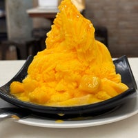 Photo taken at Mei Heong Yuen Dessert by hirotomo on 2/25/2024