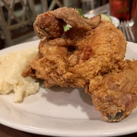 Photo taken at Mrs. Knott&amp;#39;s Chicken Dinner Restaurant by Kim H. on 11/5/2023