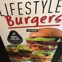 3/4/2020에 Kim H.님이 MOOYAH Burgers, Fries &amp;amp; Shakes에서 찍은 사진