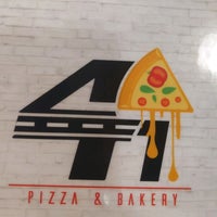 รูปภาพถ่ายที่ Pizza Dude Miami Beach โดย Yess A. เมื่อ 1/19/2020