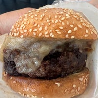 Photo taken at Amboy Quality Meats &amp;amp; Delicious Burgers by Gina on 10/20/2022