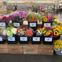 Photo taken at Sprouts Farmers Market by 👩🏼‍🦰 GINGER 👩🏼‍🦰 J. on 8/23/2019
