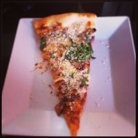 9/18/2013 tarihinde Cassandra S.ziyaretçi tarafından The Pizza Bistro'de çekilen fotoğraf