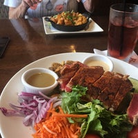 Photo taken at Harry&amp;#39;s Seafood Bar &amp;amp; Grille by Suzanne W. on 9/26/2019