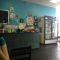 10/6/2012 tarihinde Suzanne W.ziyaretçi tarafından Manatee Cafe'de çekilen fotoğraf