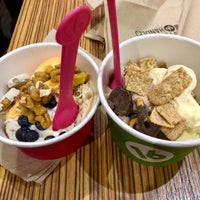 Photo taken at 16 Handles by m-punss eat-ss on 4/13/2018