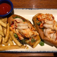 Photo taken at Red Lobster by m-punss eat-ss on 5/18/2019
