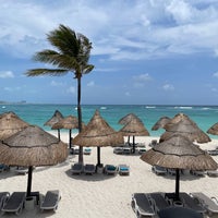 Снимок сделан в Club Med Cancún Yucatán пользователем Steven J. W. 4/27/2024