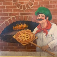 Foto scattata a Rocco&amp;#39;s Pizza &amp;amp; Restaurant da Mickey O. il 10/9/2019