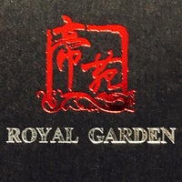 Foto diambil di China Restaurant Royal Garden oleh Christian S. pada 12/13/2016