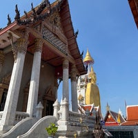 Photo taken at Wat Intharawihan by Genie J. on 12/24/2022