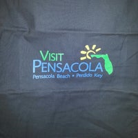 รูปภาพถ่ายที่ Visit Pensacola Welcome Center โดย LaDonna G. เมื่อ 8/13/2014